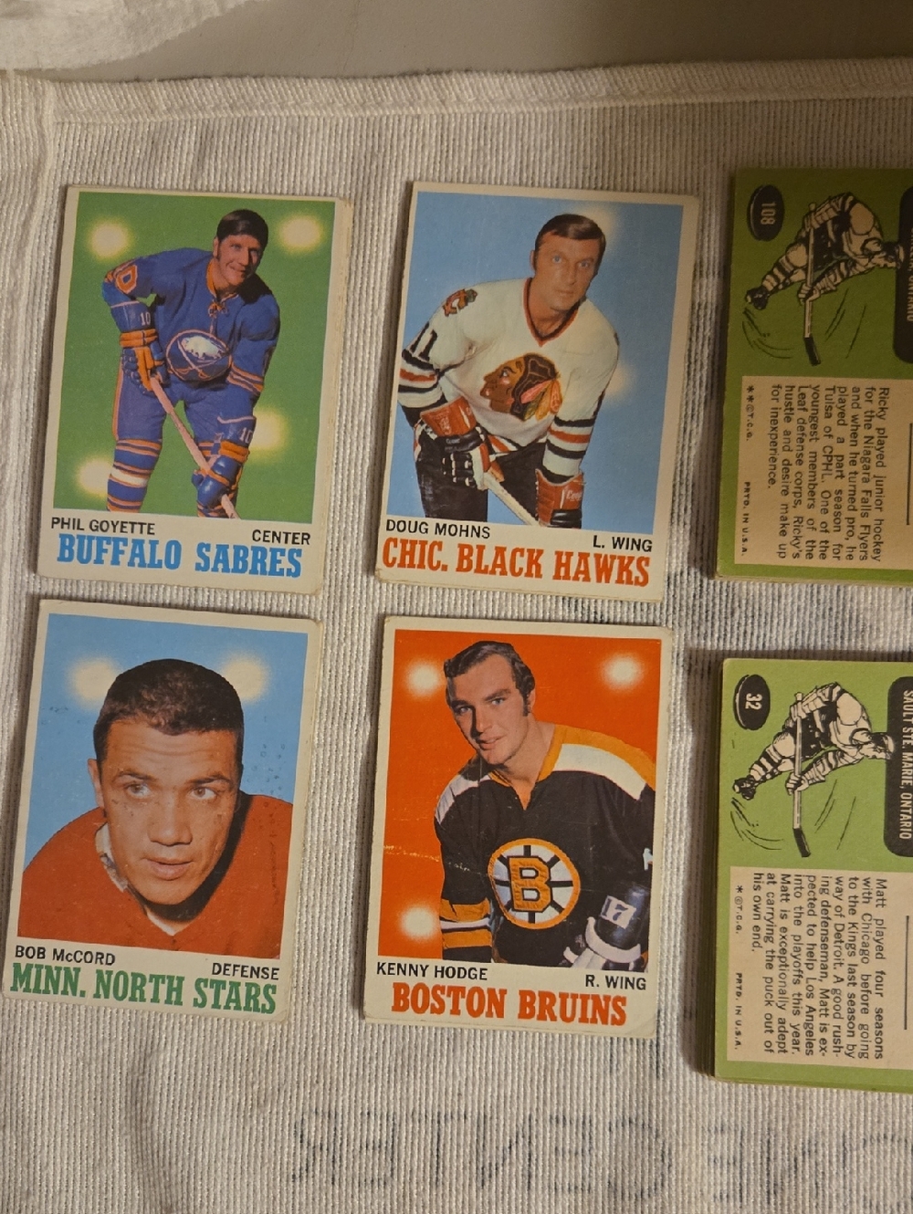 Topps Hockey Card Lot - Blue, Orange, Green, White